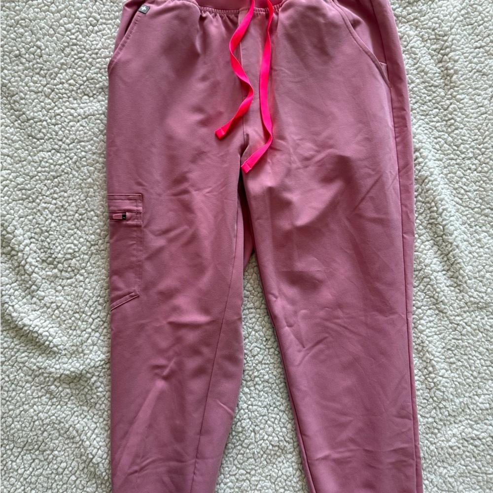 Figs Women's chalk pink Cargo Jogger Pants with Hot Pink Drawstring - Picture 2 of 3